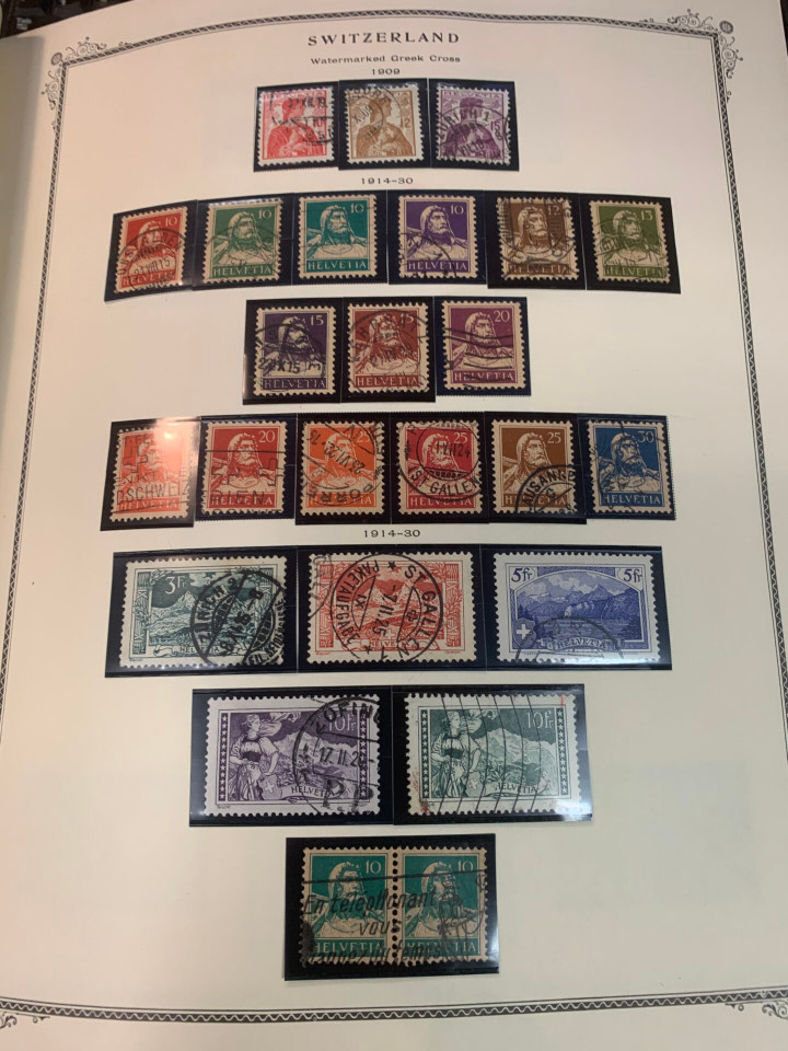 SWITZERLAND – COLLECTION IN A PAIR OF SCOTT SPECIALTY ALBUMS – 426029