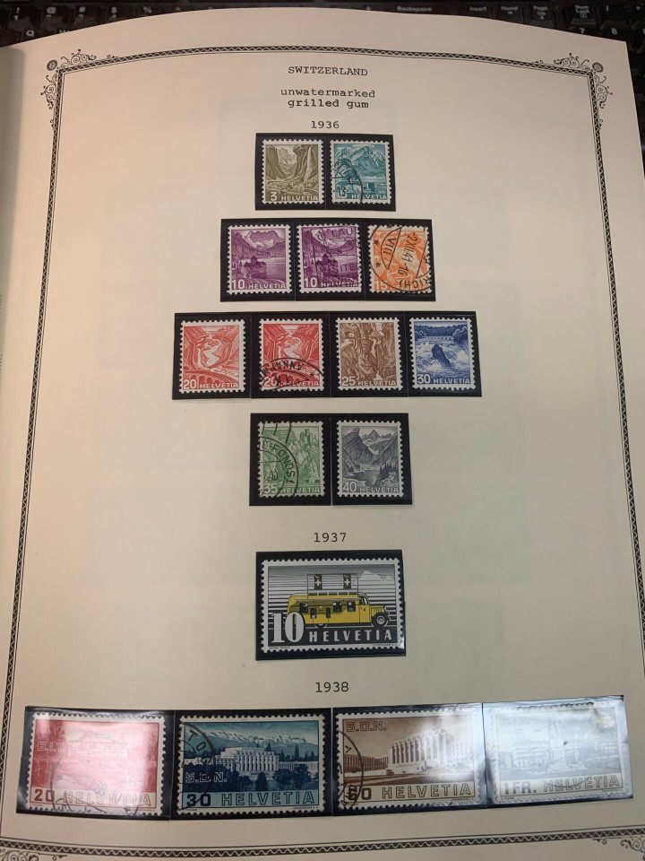 SWITZERLAND – COLLECTION IN A PAIR OF SCOTT SPECIALTY ALBUMS – 426029