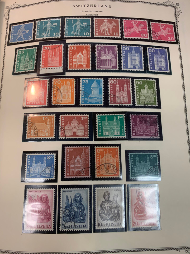 SWITZERLAND – COLLECTION IN A PAIR OF SCOTT SPECIALTY ALBUMS – 426029