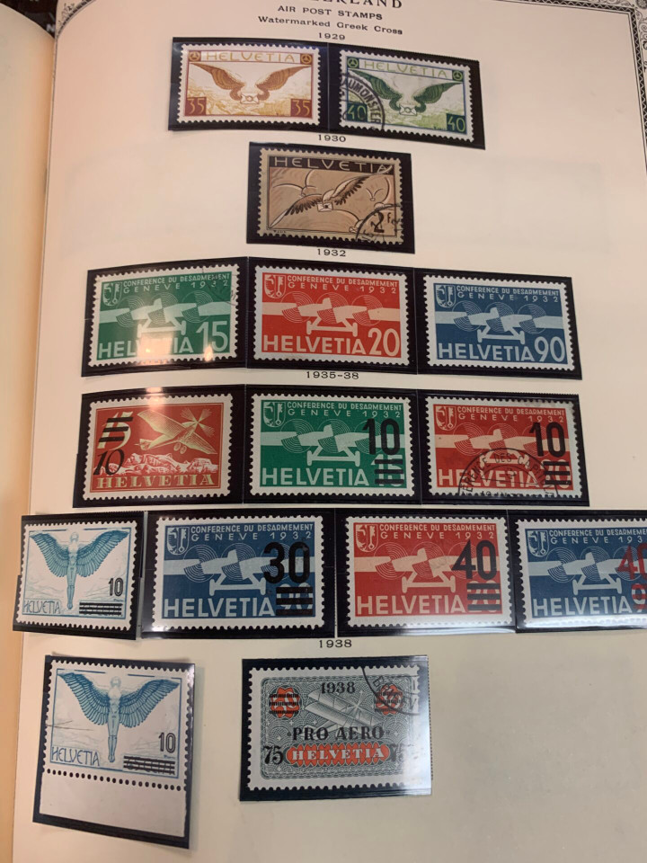 SWITZERLAND – COLLECTION IN A PAIR OF SCOTT SPECIALTY ALBUMS – 426029