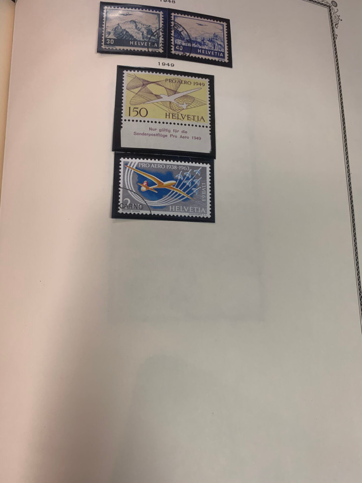 SWITZERLAND – COLLECTION IN A PAIR OF SCOTT SPECIALTY ALBUMS – 426029