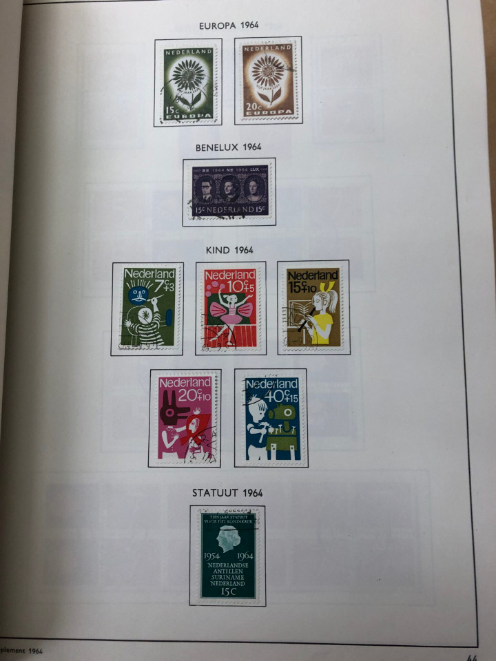 NETHERLANDS – MINT/USED 2 IN 1 COLLECTIONS – 426021