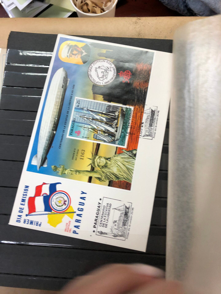 MINT INTERNATIONAL TOPICAL COLLECTION – ZEPPELINS – 426072