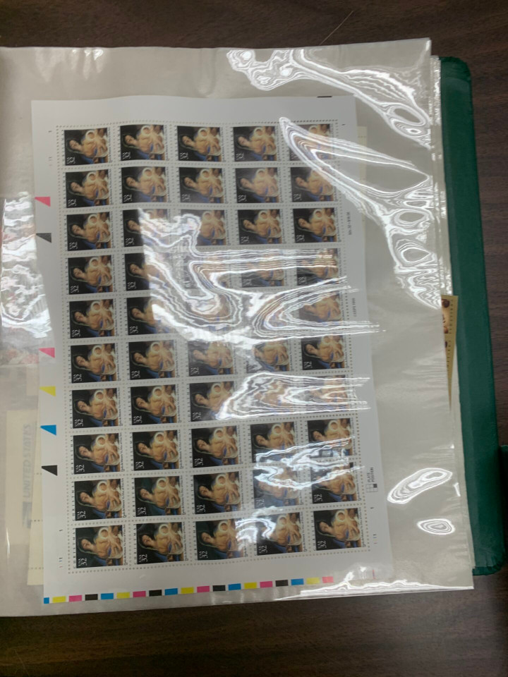 UNITED STATES MINT COLLECTION IN 16 VOLUMES – 426045