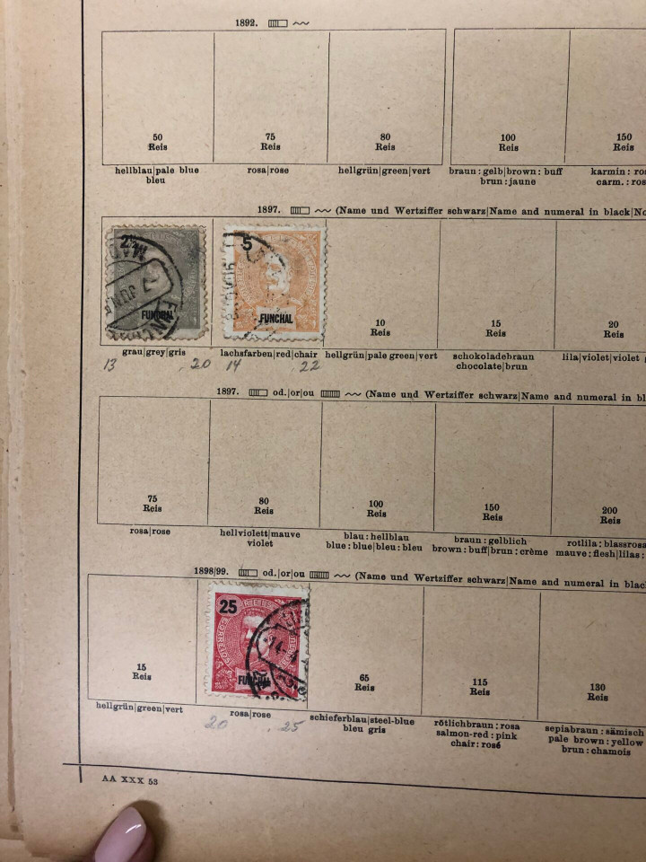 INTERNATIONAL CLASSICS SELECTION – 425979