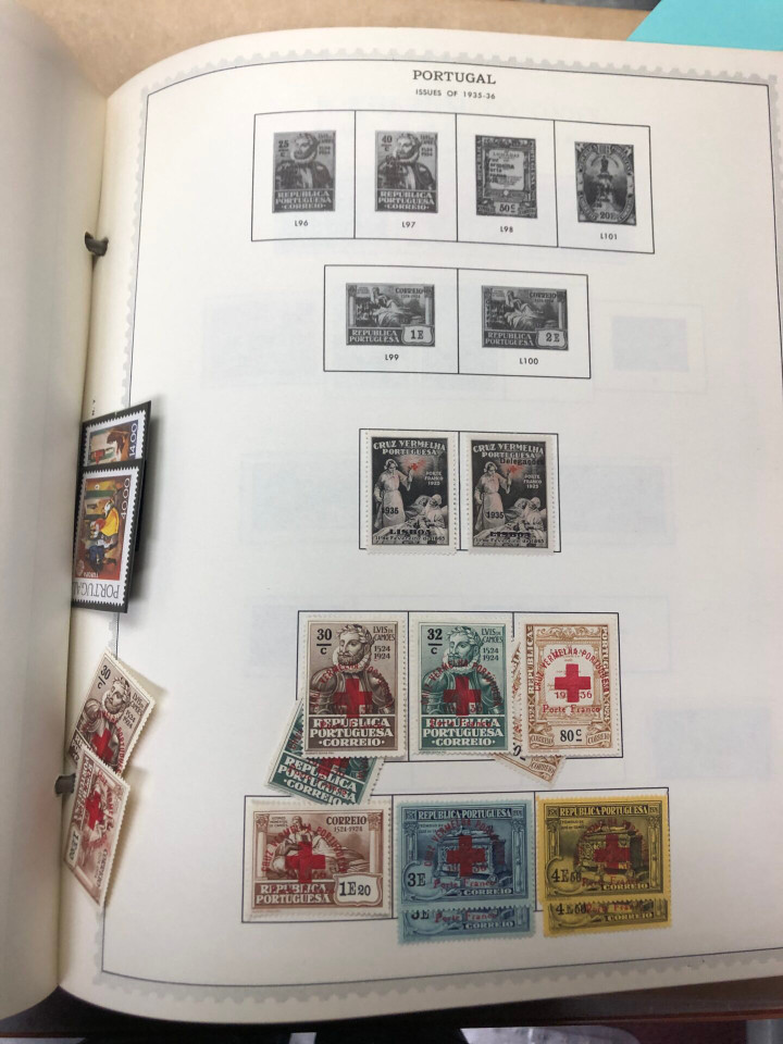 PORTUGAL & COLONIES – 426375