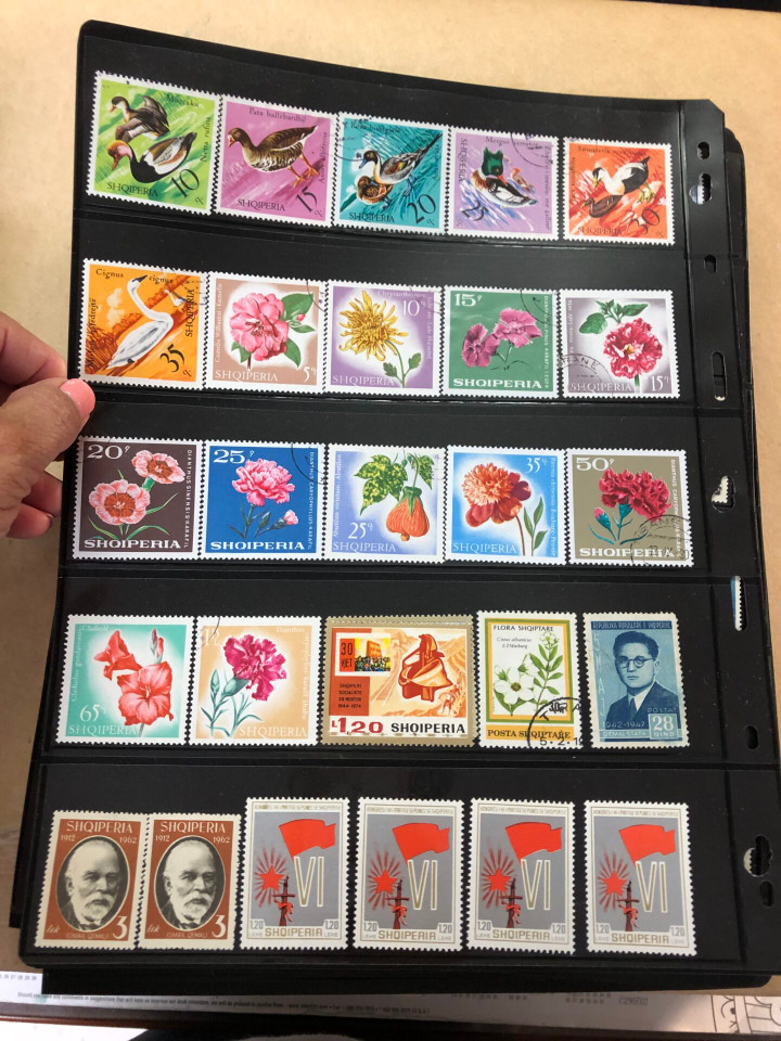 MINT AND USED INTERNATIONAL SELECTION – 425984