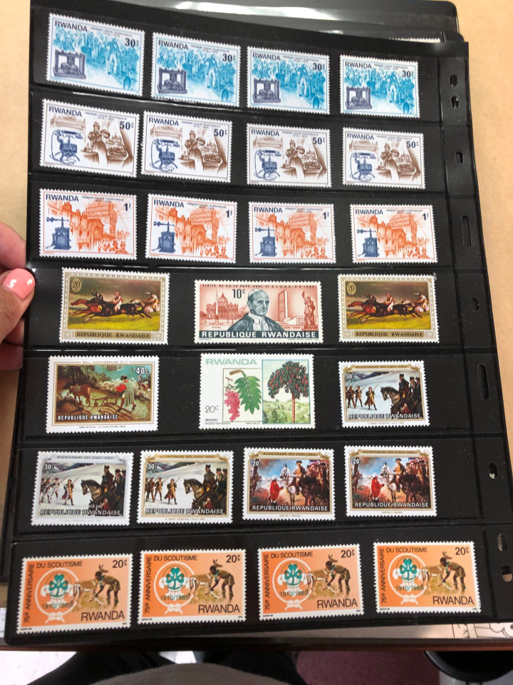 MINT AND USED INTERNATIONAL SELECTION – 425984