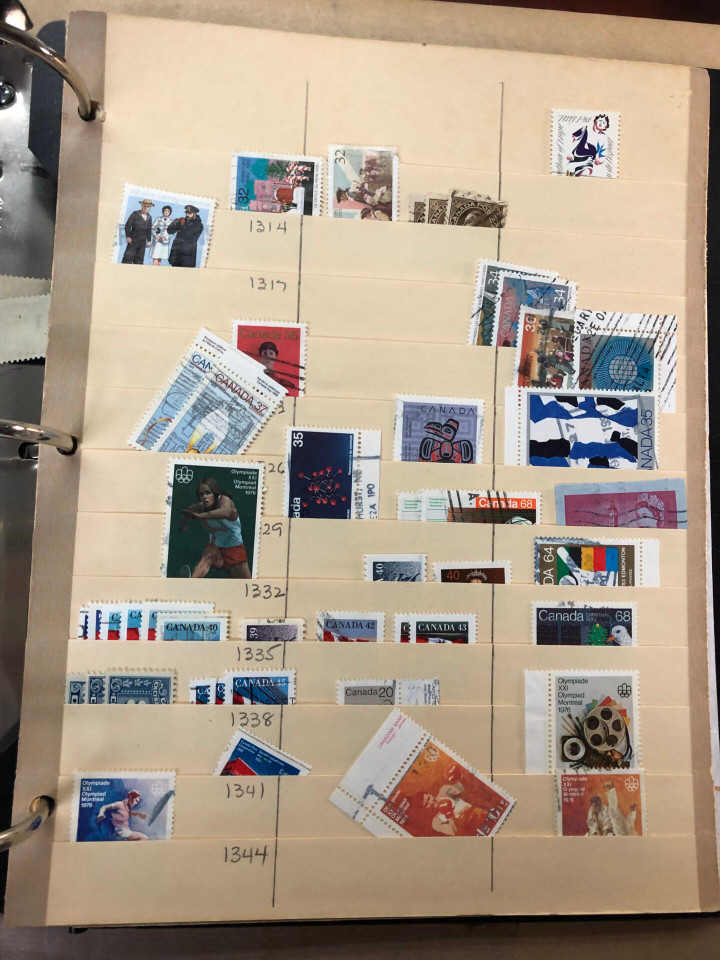 INTERNATIONAL SELECTION IN THREE MASSIVE VOLUMES – 425970