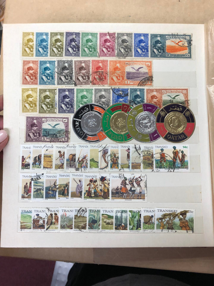 INTERNATIONAL SELECTION IN 7 STOCK BOOKS – 425971