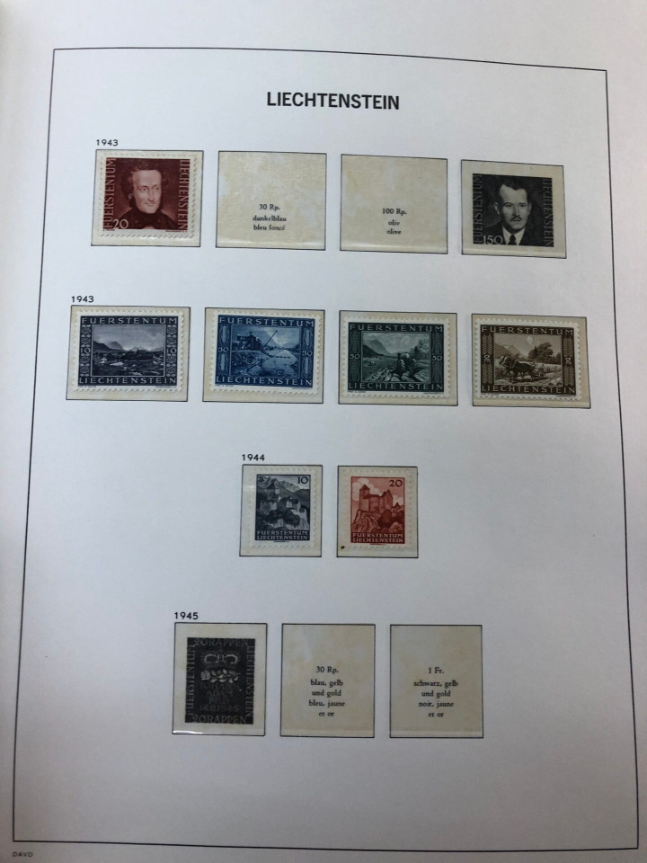 LIECHTENSTEIN – SOLID COLLECTION IN PAIR OF HINGELESS DAVO ALBUMS – 425973