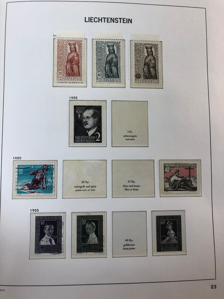 LIECHTENSTEIN – SOLID COLLECTION IN PAIR OF HINGELESS DAVO ALBUMS – 425973
