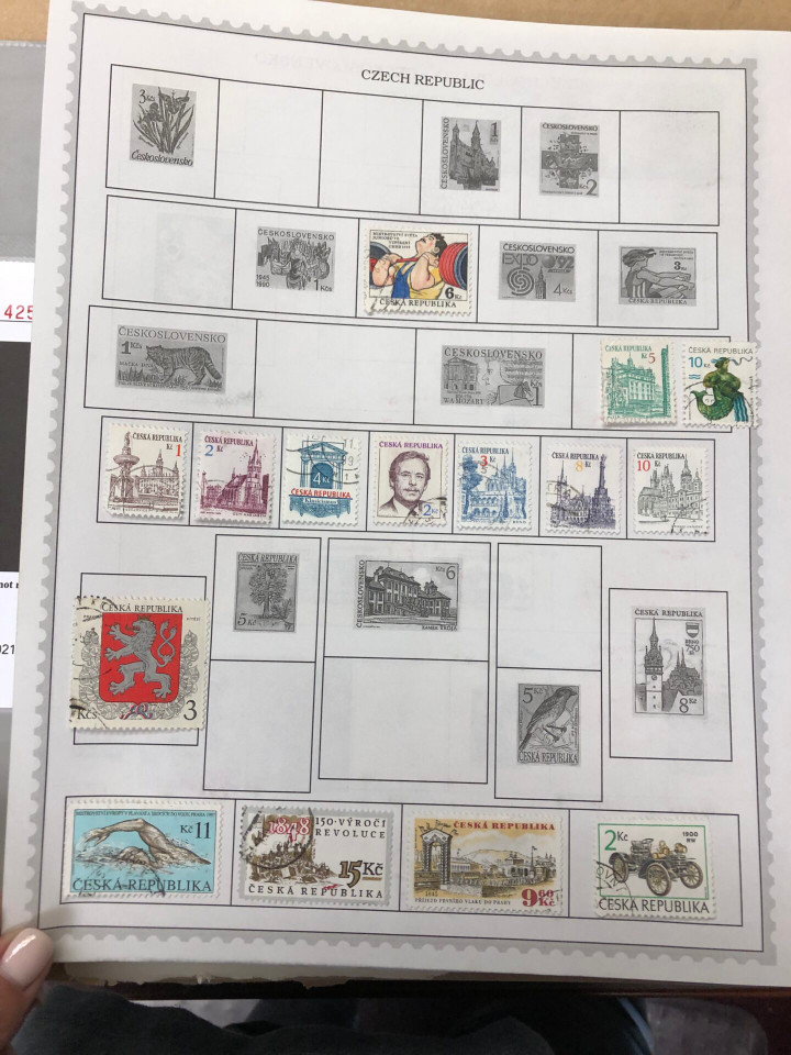 INTERNATIONAL COLLECTION - C TO F COUNTRIES - 425951