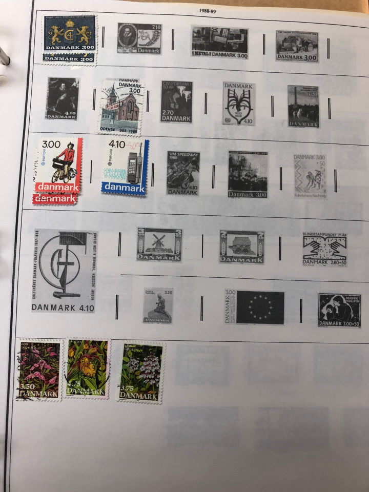 INTERNATIONAL COLLECTION - C TO F COUNTRIES - 425951