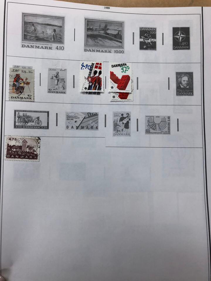 INTERNATIONAL COLLECTION - C TO F COUNTRIES - 425951