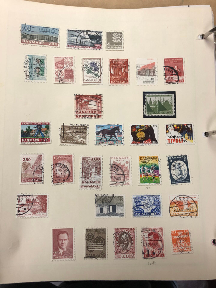 INTERNATIONAL COLLECTION - C TO F COUNTRIES - 425951