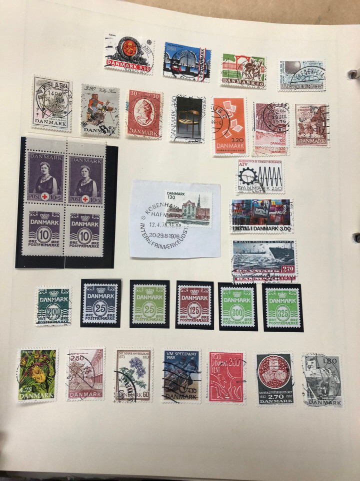 INTERNATIONAL COLLECTION - C TO F COUNTRIES - 425951