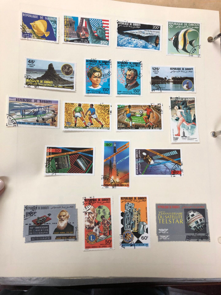 INTERNATIONAL COLLECTION - C TO F COUNTRIES - 425951