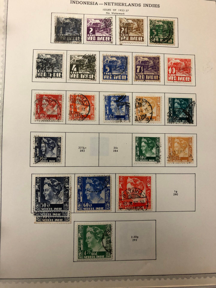 INTERNATIONAL COLLECTION - C TO F COUNTRIES - 425951