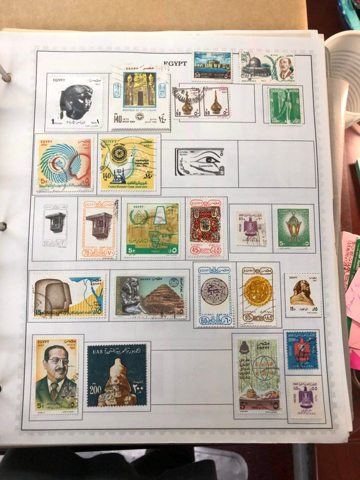 INTERNATIONAL COLLECTION - C TO F COUNTRIES - 425951