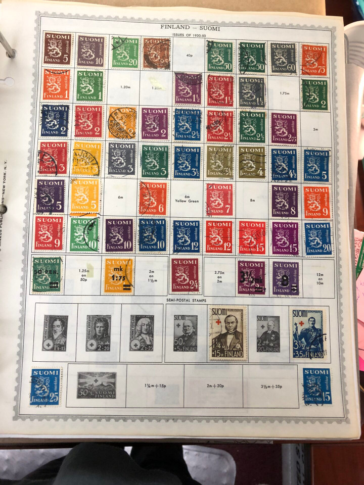 INTERNATIONAL COLLECTION - C TO F COUNTRIES - 425951