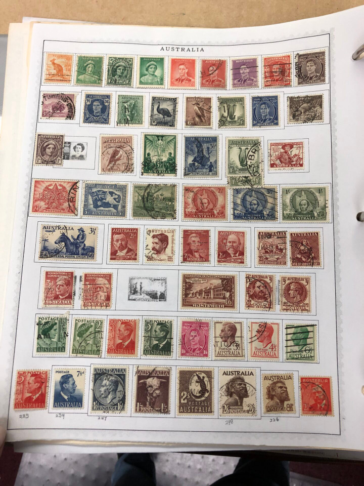 INTERNATIONAL COLLECTION – ANTIGUA TO BURUNDI – 426346