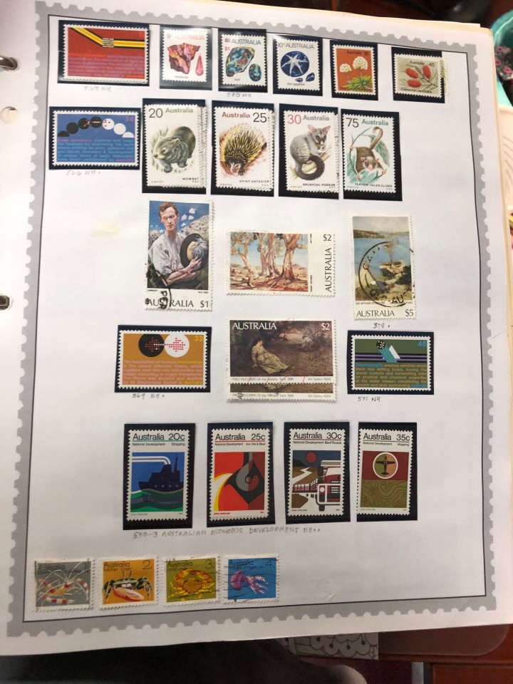 INTERNATIONAL COLLECTION – ANTIGUA TO BURUNDI – 426346