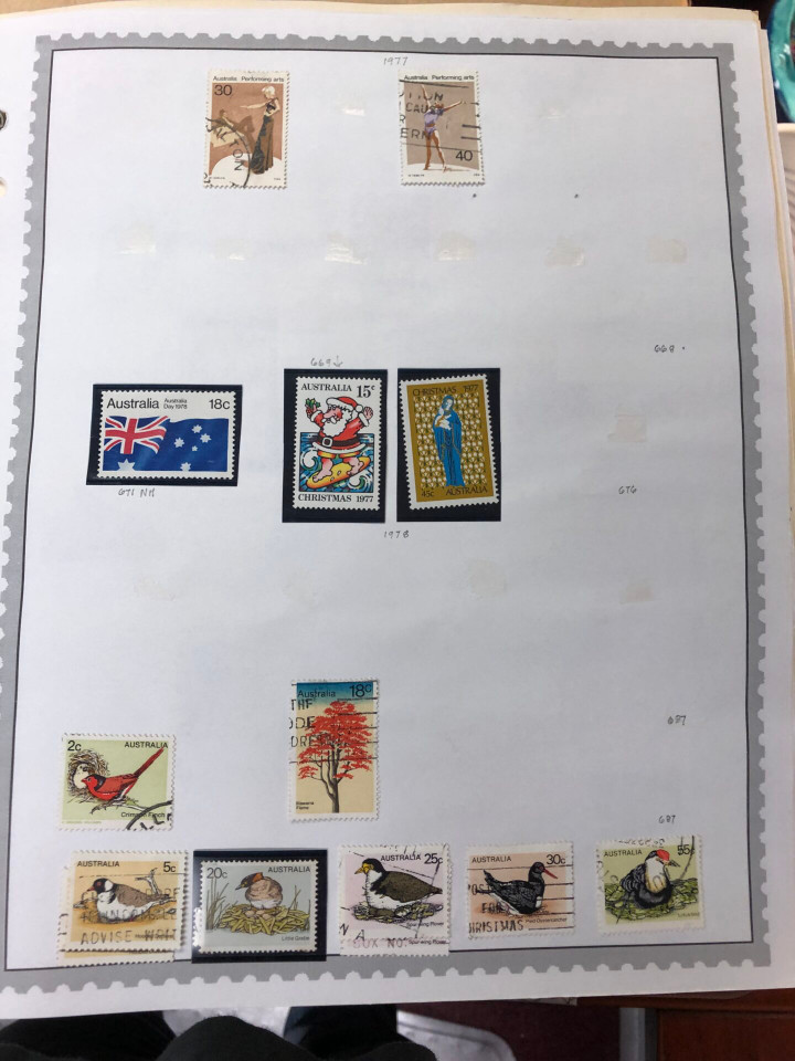 INTERNATIONAL COLLECTION – ANTIGUA TO BURUNDI – 426346