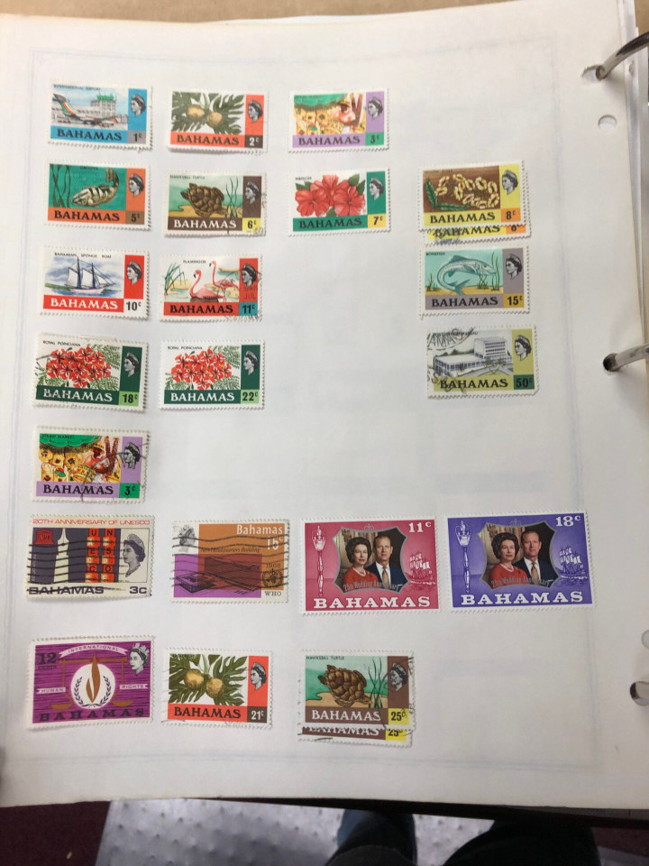 INTERNATIONAL COLLECTION – ANTIGUA TO BURUNDI – 426346