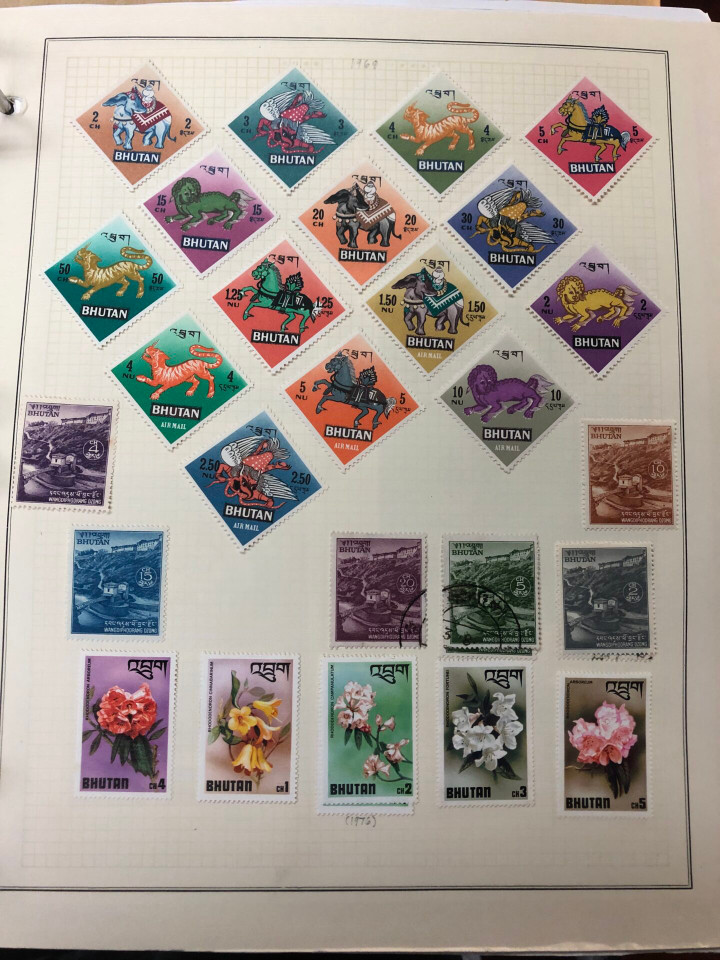 INTERNATIONAL COLLECTION – ANTIGUA TO BURUNDI – 426346