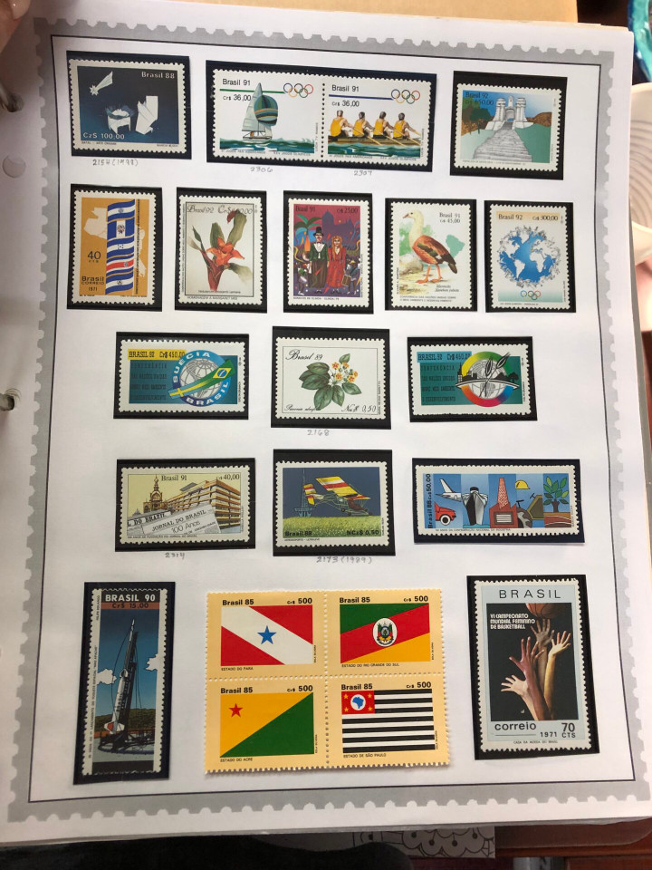 INTERNATIONAL COLLECTION – ANTIGUA TO BURUNDI – 426346