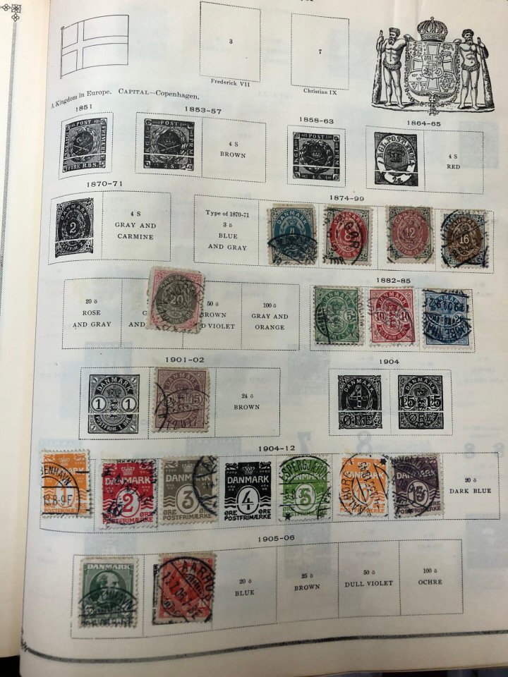 INTERNATIONAL JUNIOR POSTAGE STAMP ALBUM – 426359