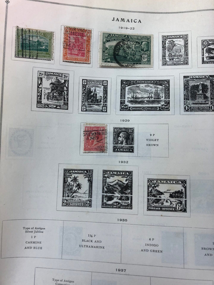 INTERNATIONAL JUNIOR POSTAGE STAMP ALBUM – 426359