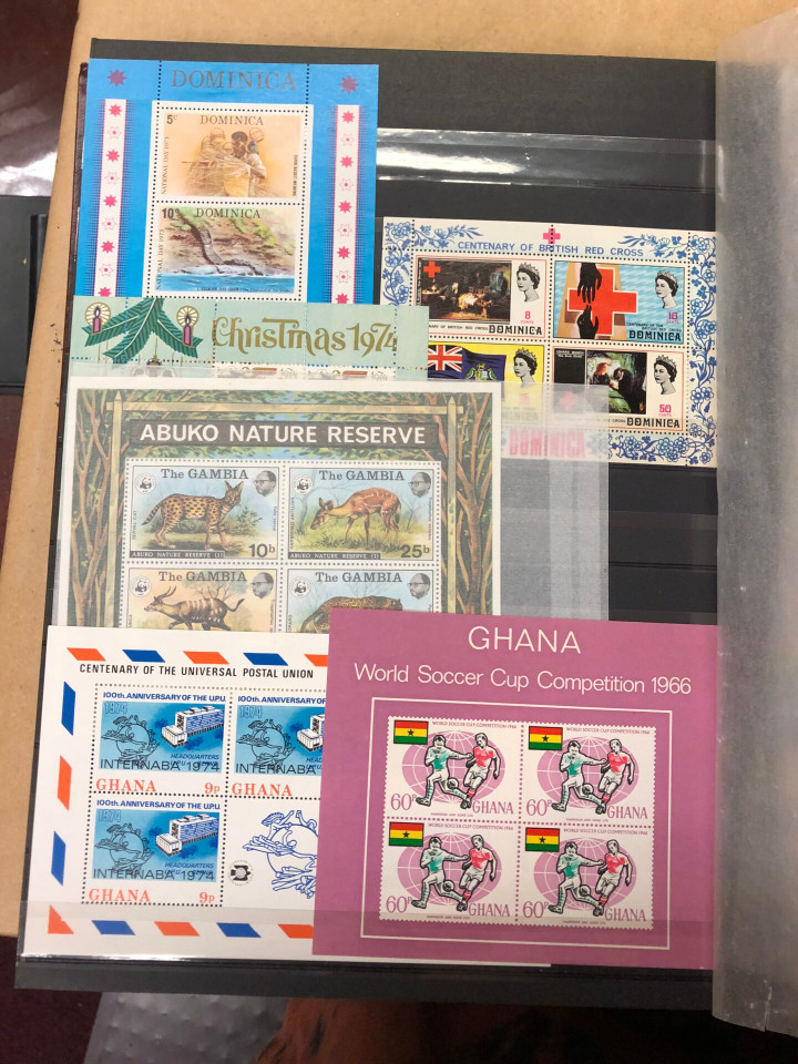 SELECTION OF MINT INTERNATIONAL SOUVENIR SHEETS – 426376