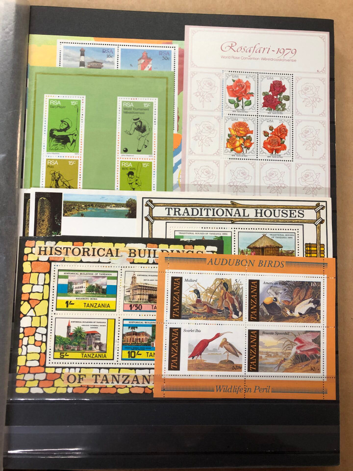 SELECTION OF MINT INTERNATIONAL SOUVENIR SHEETS – 426376