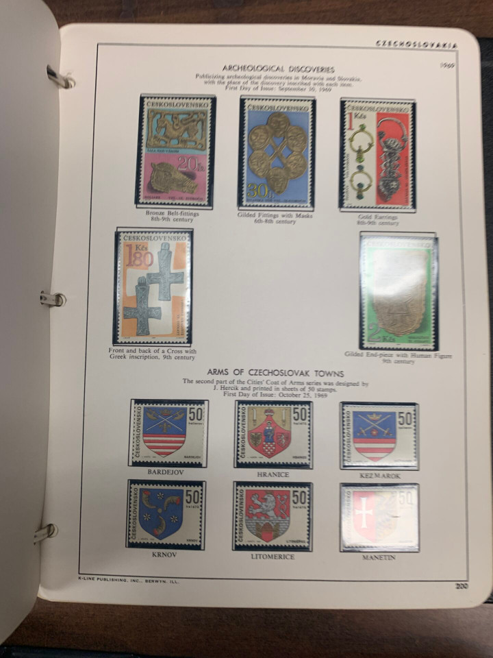 CZECHOSLOVAKIA – 4 VOLUMES COLLECTION – 426350