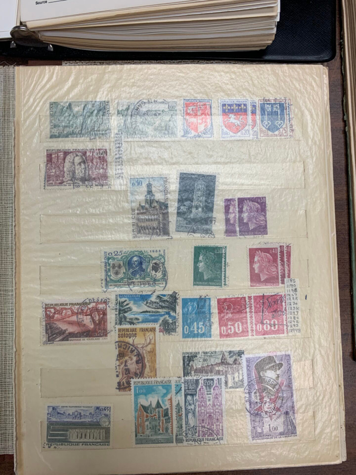 INTERNATIONAL SELECTION BUILT AROUND SCOTT INTERNATIONAL ALBUM FROM 1940s – 426290