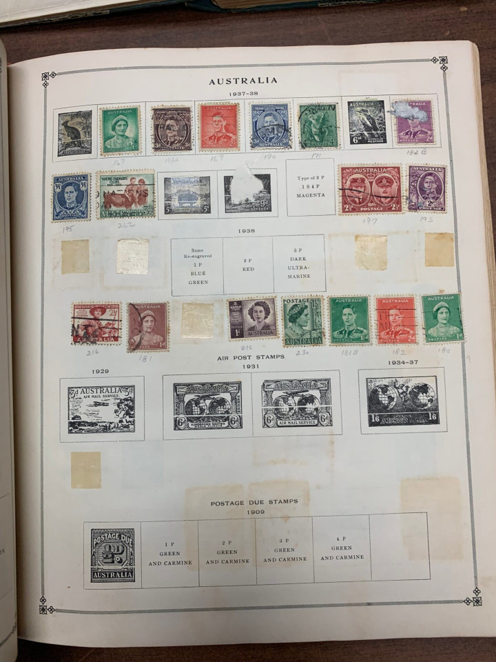 INTERNATIONAL SELECTION BUILT AROUND SCOTT INTERNATIONAL ALBUM FROM 1940s – 426290