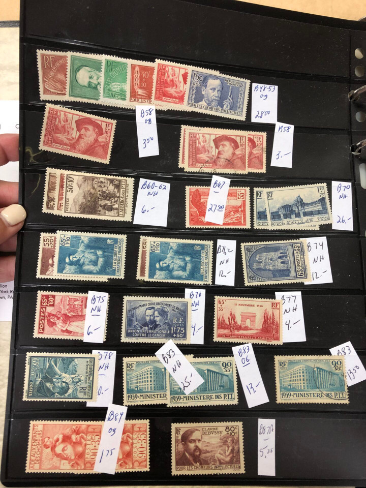 FRANCE – PREMIUM BACK-OF-THE-BOOK SELECTION – 426232