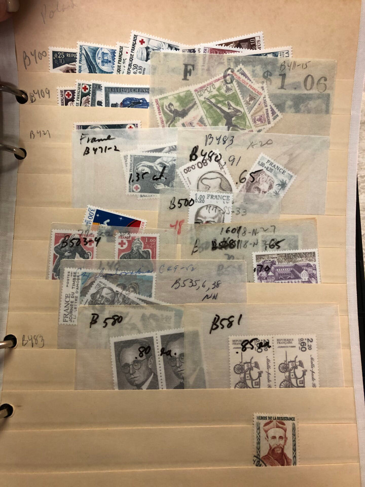 FRANCE – PREMIUM BACK-OF-THE-BOOK SELECTION – 426232