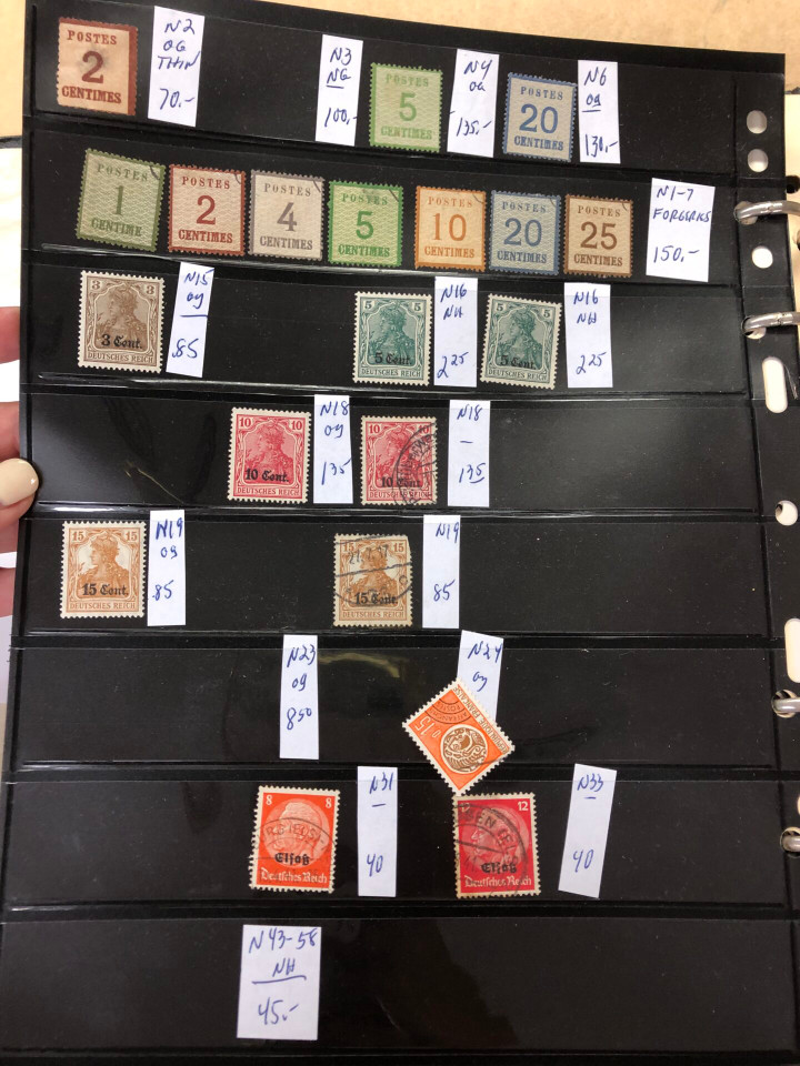 FRANCE – PREMIUM BACK-OF-THE-BOOK SELECTION – 426232