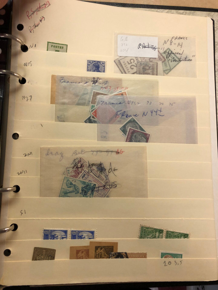 FRANCE – PREMIUM BACK-OF-THE-BOOK SELECTION – 426232