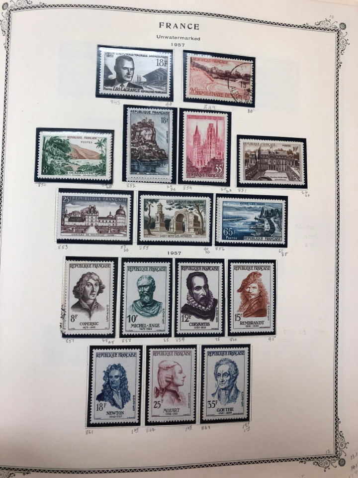 FRANCE – LOVELY COLLECTION IN BROWN SCOTT ALBUM – 426621