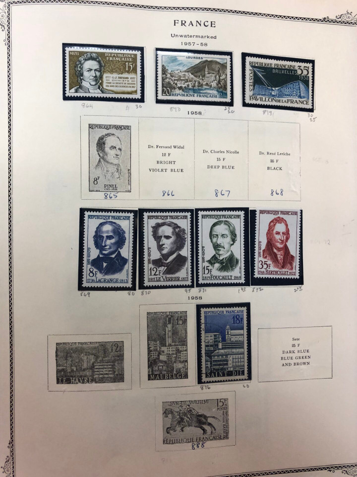 FRANCE – LOVELY COLLECTION IN BROWN SCOTT ALBUM – 426621