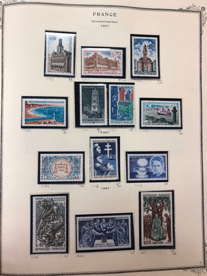 FRANCE – LOVELY COLLECTION IN BROWN SCOTT ALBUM – 426621