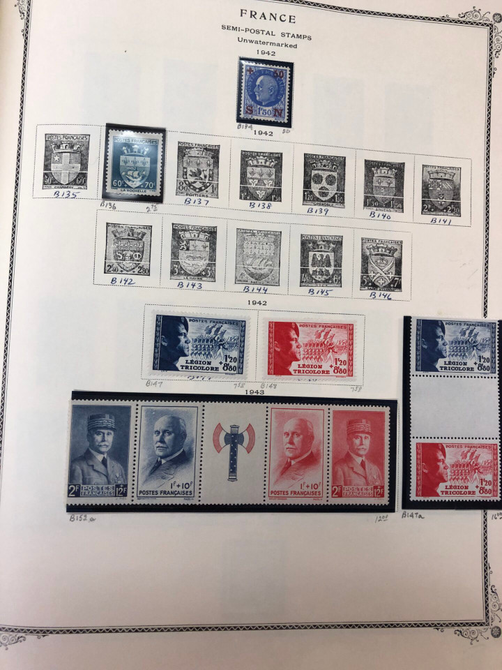 FRANCE – LOVELY COLLECTION IN BROWN SCOTT ALBUM – 426621