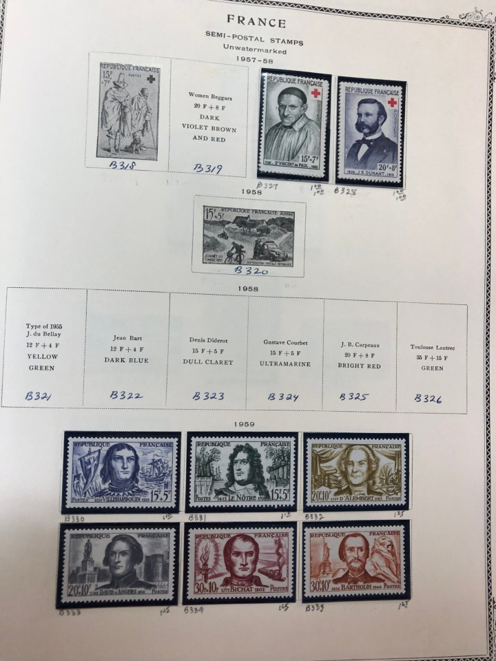 FRANCE – LOVELY COLLECTION IN BROWN SCOTT ALBUM – 426621