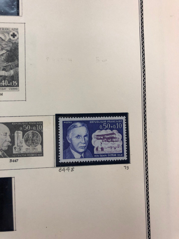 FRANCE – LOVELY COLLECTION IN BROWN SCOTT ALBUM – 426621