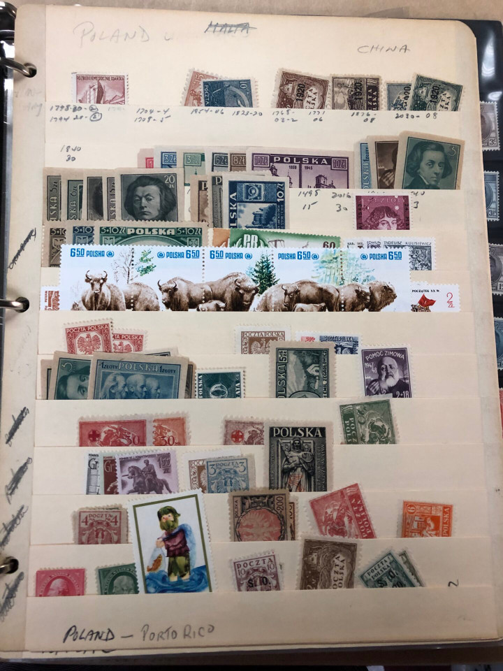 DIVERSE MINT INTERNATIONAL SELECTION OF THOUSANDS – 425421