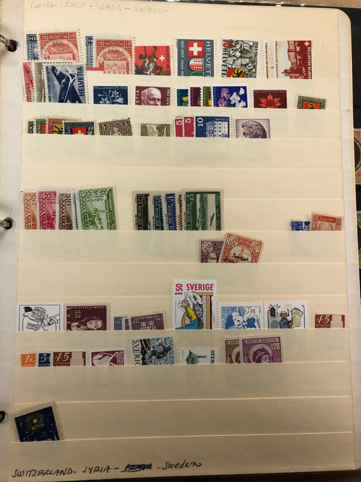 DIVERSE MINT INTERNATIONAL SELECTION OF THOUSANDS – 425421